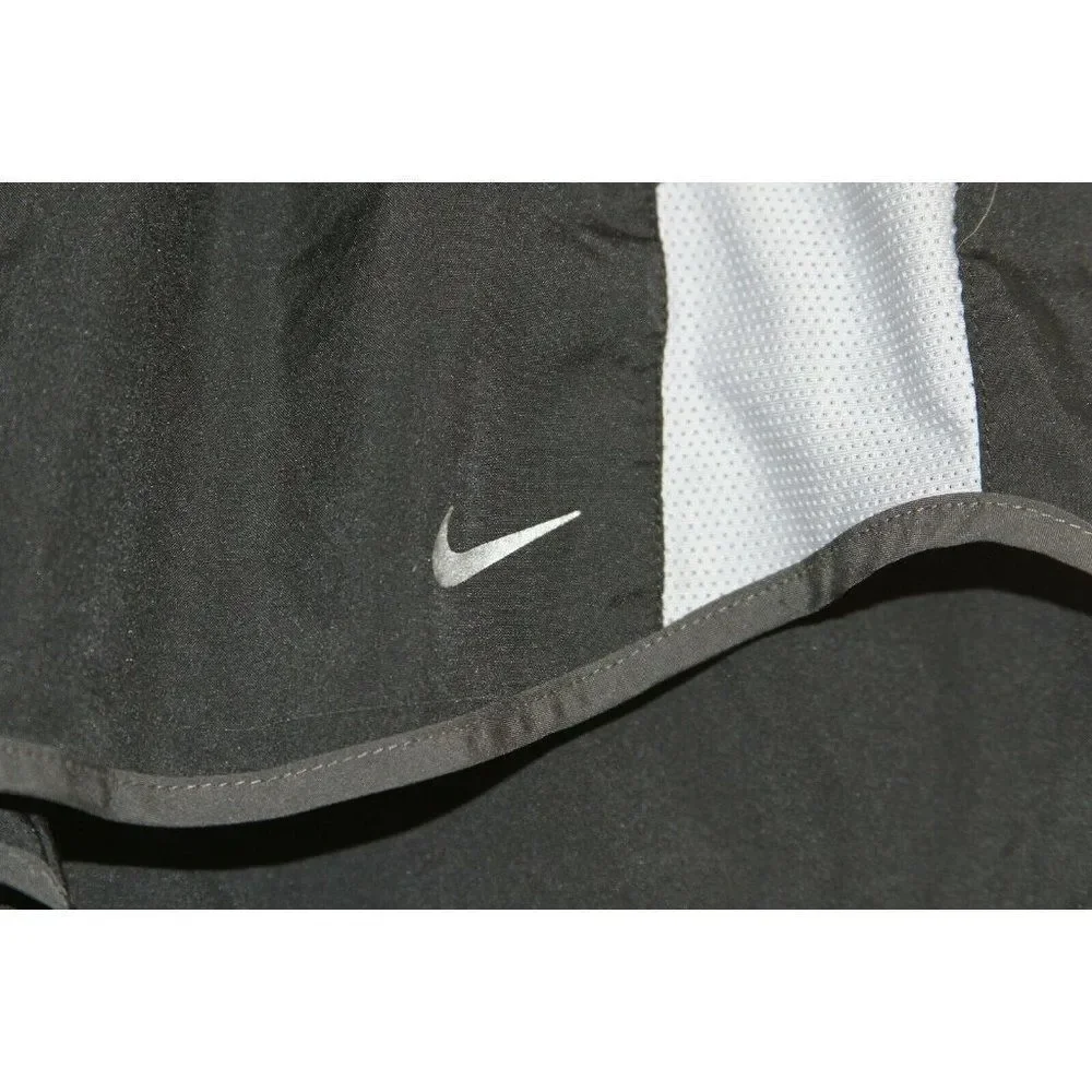 Nike Dri-FIT Athletic Shorts Gym Black Gray Liner Girls Size medium